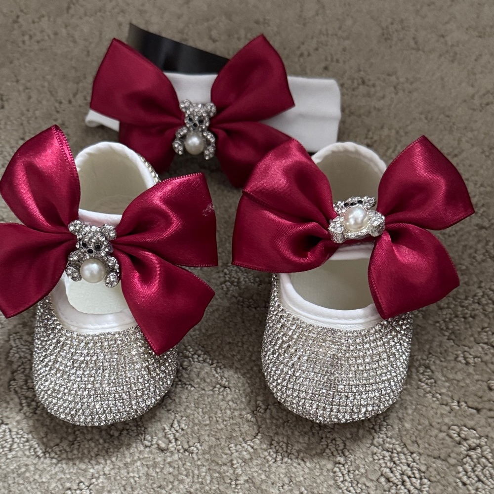 Sparkling Baby Shoes with Satin Burgundy Bow